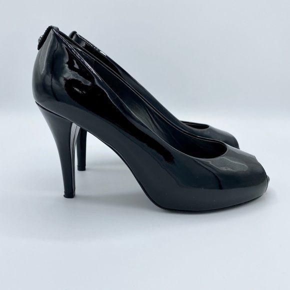 Stuart Weitzman Black Patent Leather Sierra Peep Toe Pump Size 7.5 - Picture 6 of 7